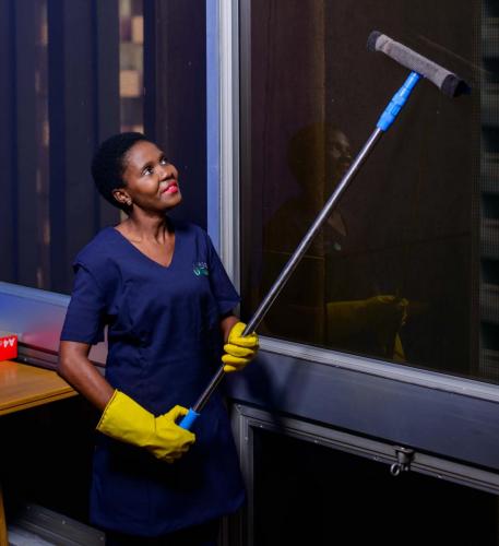 Hygienic Touch Cleaning Hygiene and Garden Services - _PW17856