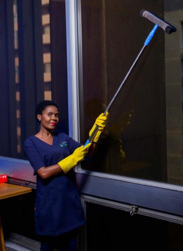 Hygienic Touch Cleaning Hygiene and Garden Services - _PW17860