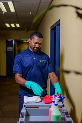 Hygienic Touch Cleaning Hygiene and Garden Services - _PW17874